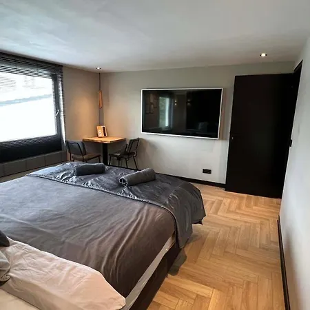 Boutique Le Faucon Bed & Breakfast *