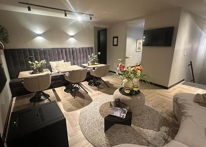 Bed & Breakfast Boutique Le Faucon 3*