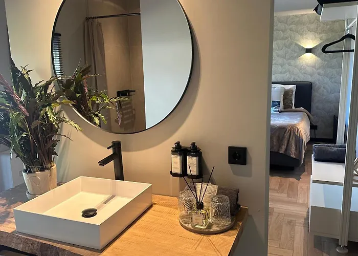 Boutique Le Faucon 3*