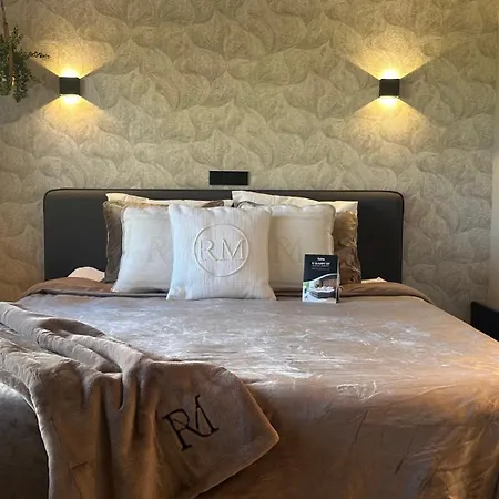 Oda ve Kahvaltı Boutique Le Faucon