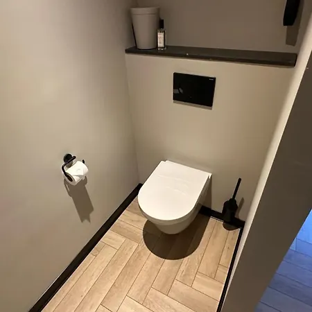 Boutique Le Faucon Oda ve Kahvaltı 3*