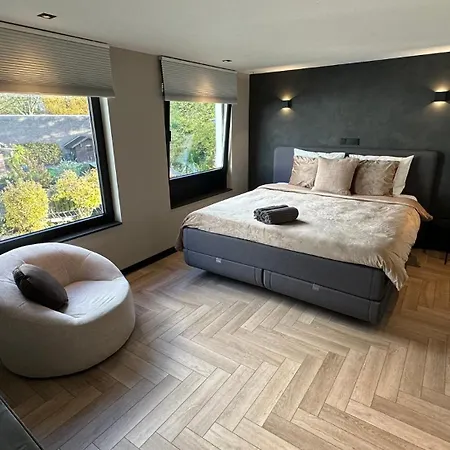Nocleg ze śniadaniem Boutique Le Faucon Valkenburg aan de Geul