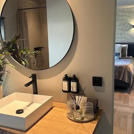 Boutique Le Faucon 3*